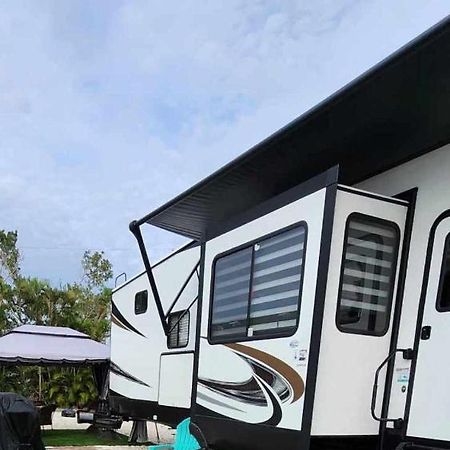 So "Time To Wander" Pet Friendly And Free Early Check-In! Villa Fort Myers Exteriör bild
