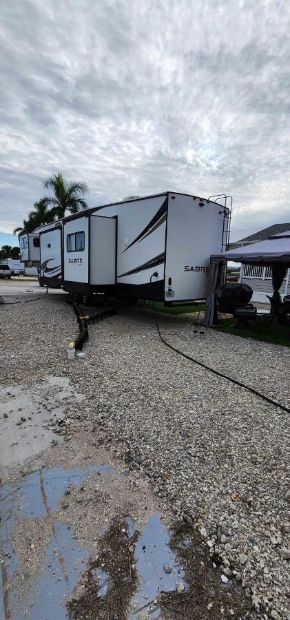So "Time To Wander" Pet Friendly And Free Early Check-In! Villa Fort Myers Exteriör bild